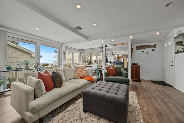 54 Trident Ave 54, Winthrop, MA 02152