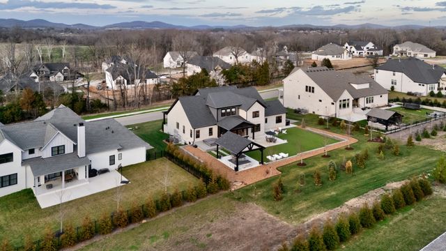 4668 Majestic Meadows Dr, Arrington, TN 37014