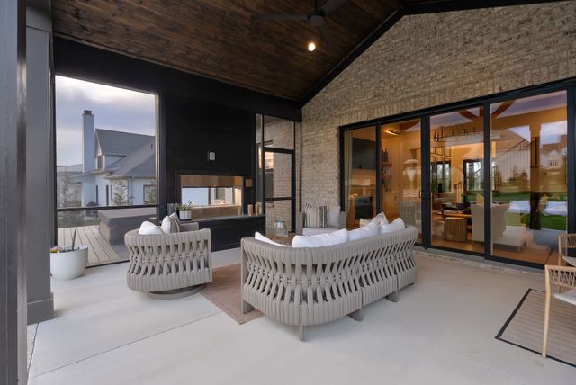 4668 Majestic Meadows Dr, Arrington, TN 37014