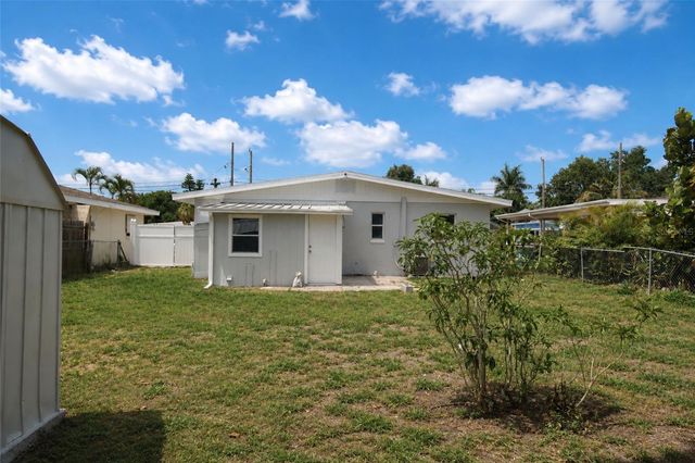 517 24TH AVENUE W, Bradenton, FL 34205