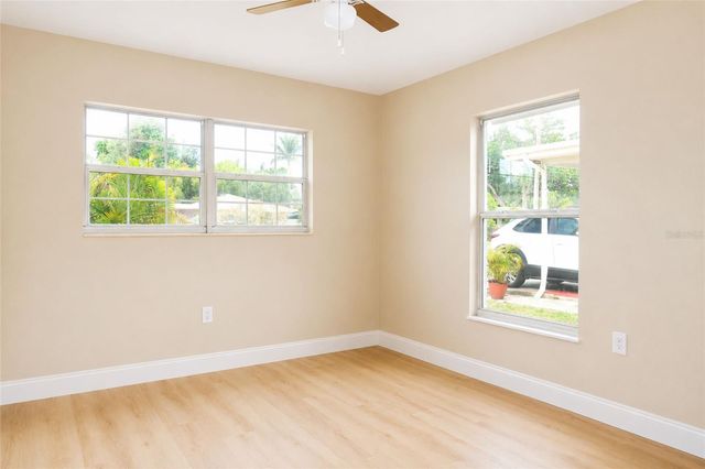 517 24TH AVENUE W, Bradenton, FL 34205
