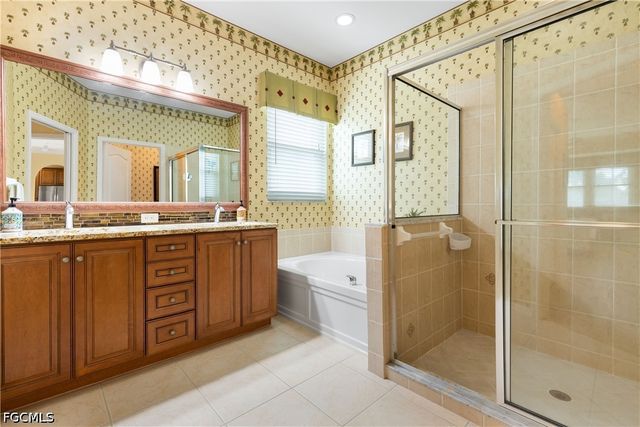 15040 Balmoral LOOP, Fort Myers, FL 33919