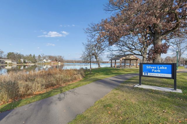 2566 18th Avenue E, North Saint Paul, MN 55109