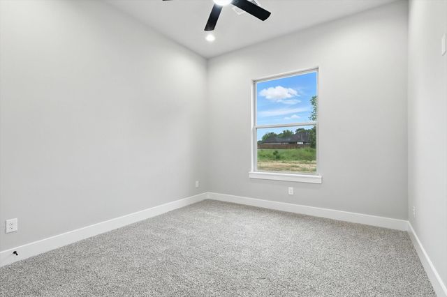 112 County road 4867, Azle, TX 76020