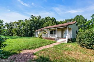 10696 MOORE DR, Manassas, VA 20111