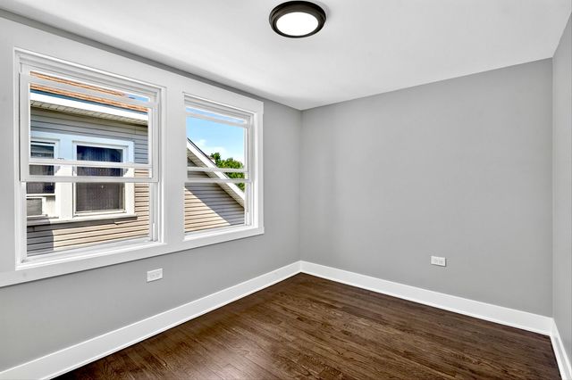 2030 S 4th Avenue, Maywood, IL 60153