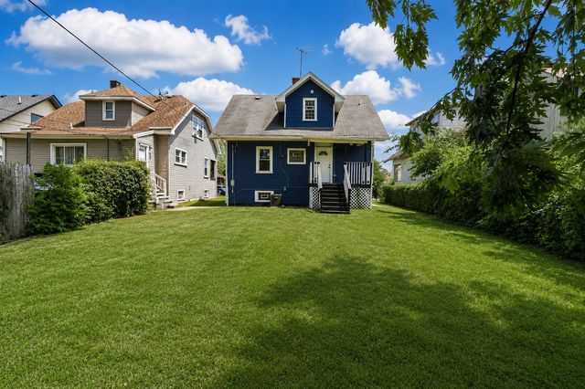 2030 S 4th Avenue, Maywood, IL 60153