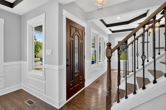 2030 S 4th Avenue, Maywood, IL 60153