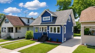 2030 S 4th Avenue, Maywood, IL 60153