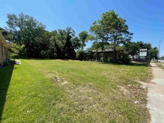 651 S Oliver Ave, Wichita, KS 67218