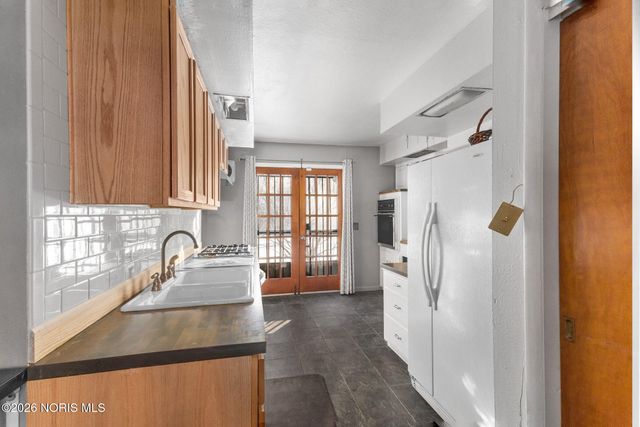 1548 Booth Avenue, Toledo, OH 43608