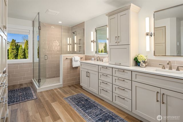 15732 NE 119th Court, Redmond, WA 98052