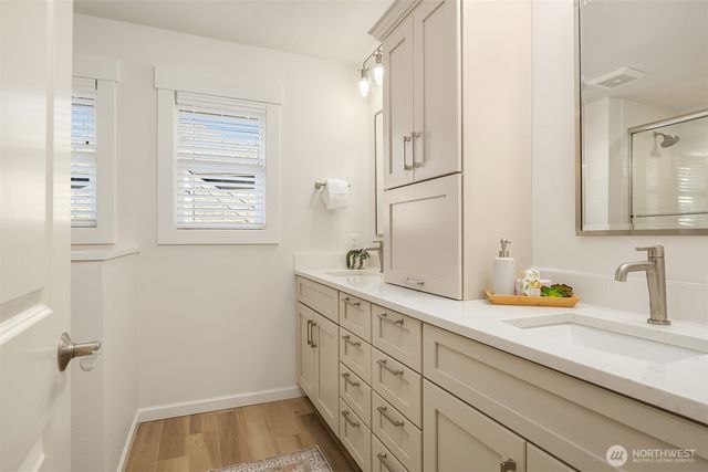 15732 NE 119th Court, Redmond, WA 98052