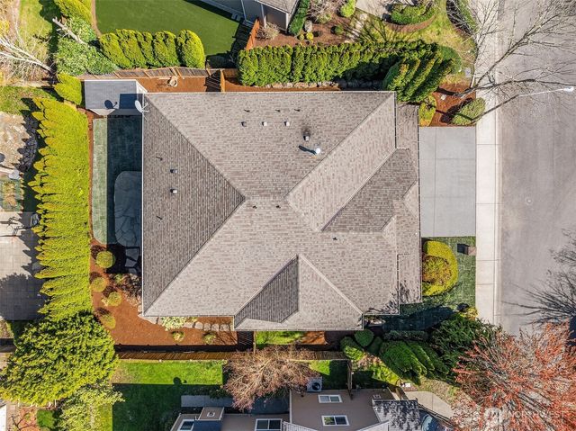 15732 NE 119th Court, Redmond, WA 98052