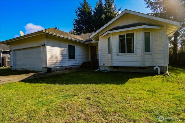 890 Vagabond Avenue SW, Ocean Shores, WA 98569