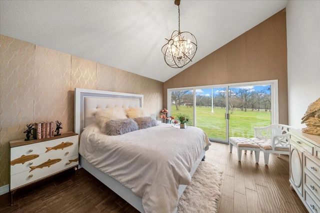 10827 Saint John Road, Pilot Point, TX 76258