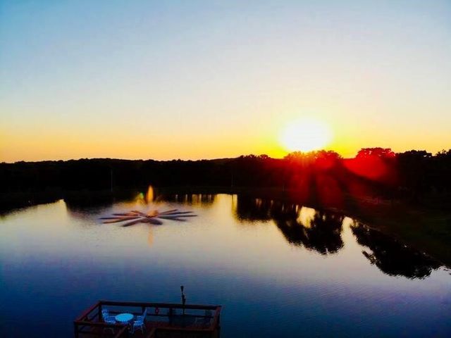 10827 Saint John Road, Pilot Point, TX 76258