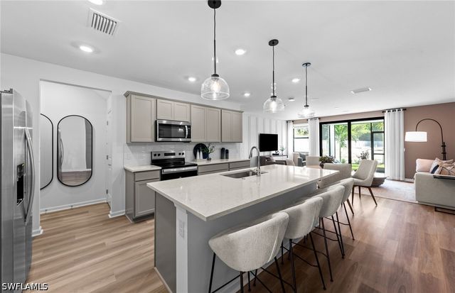 27810 Solis Grande DR, Bonita Springs, FL 34135