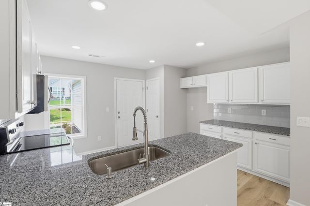 113 Midwood Road, Travelers Rest, SC 29690