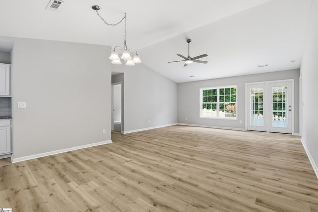 113 Midwood Road, Travelers Rest, SC 29690