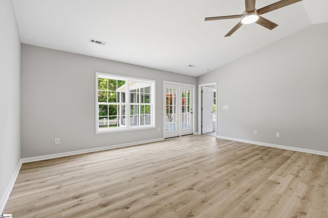 113 Midwood Road, Travelers Rest, SC 29690