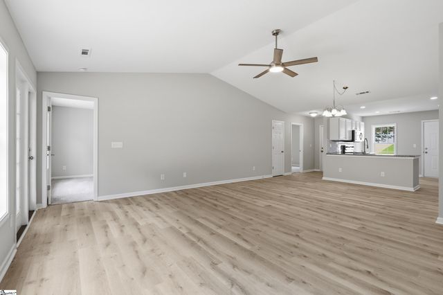 113 Midwood Road, Travelers Rest, SC 29690