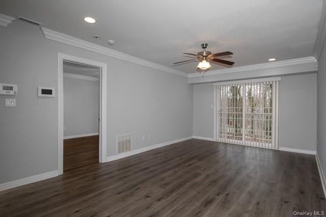 524 Tudor Lane 524, Middle Island, NY 11953