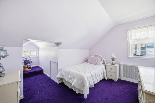 54 Aberdeen Road, New Hyde Park, NY 11040