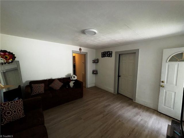 1000 Garrison Street, High Point, NC 27260