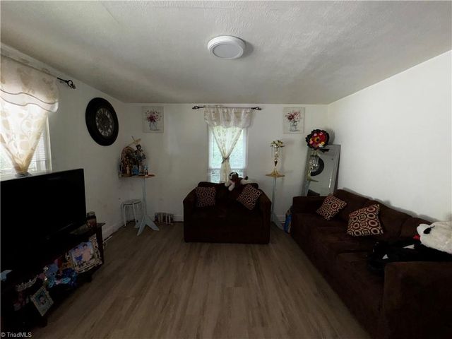 1000 Garrison Street, High Point, NC 27260