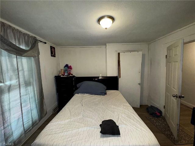 1000 Garrison Street, High Point, NC 27260