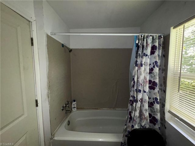 1000 Garrison Street, High Point, NC 27260