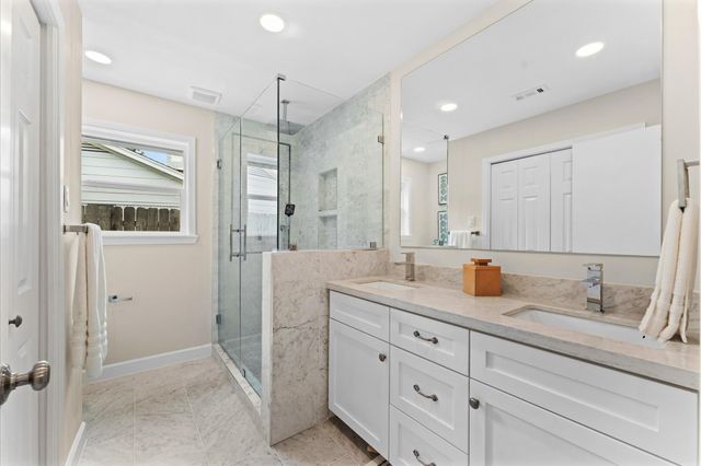 1918 Stebbins Drive, Houston, TX 77043