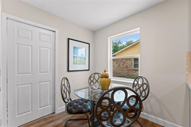 1918 Stebbins Drive, Houston, TX 77043