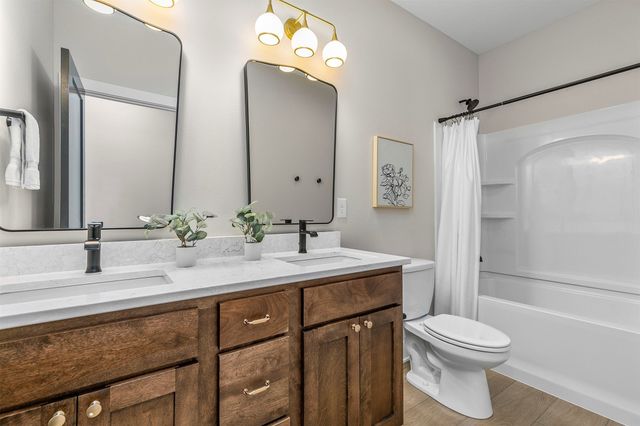 1128 NW 29th Court, Grimes, IA 50111