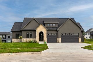 1128 NW 29th Court, Grimes, IA 50111