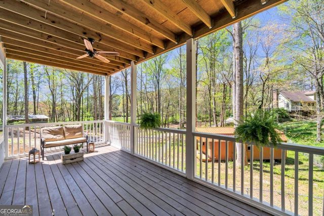 174 Golden Springs Drive, Jasper, GA 30143