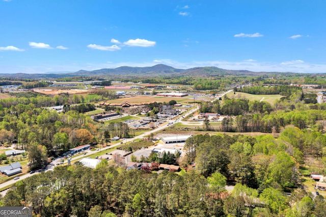 174 Golden Springs Drive, Jasper, GA 30143