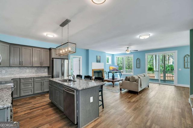 174 Golden Springs Drive, Jasper, GA 30143