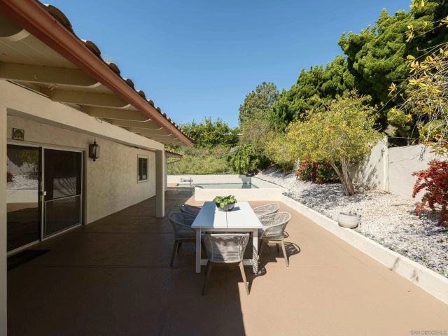 2586 Calle Del Oro, San Diego, CA 92037