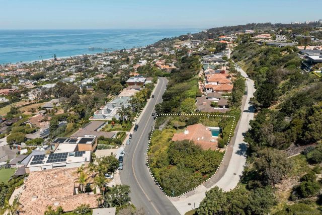 2586 Calle Del Oro, San Diego, CA 92037