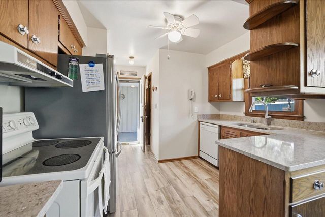 5935 N 117th STREET, Milwaukee, WI 53225