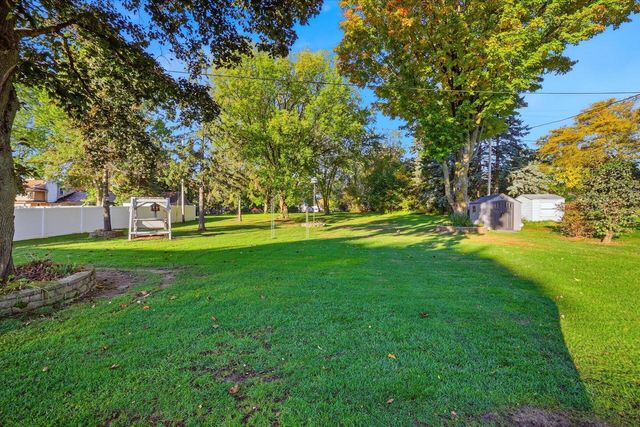 5935 N 117th STREET, Milwaukee, WI 53225