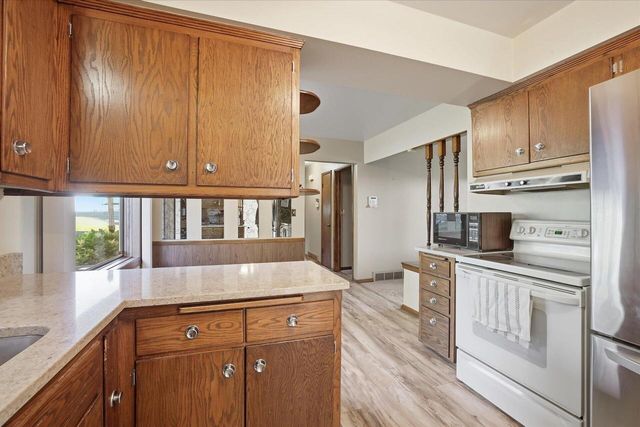 5935 N 117th STREET, Milwaukee, WI 53225