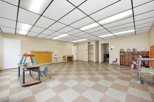 81 S Long Beach Avenue, Freeport, NY 11520