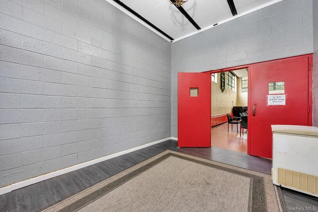 81 S Long Beach Avenue, Freeport, NY 11520