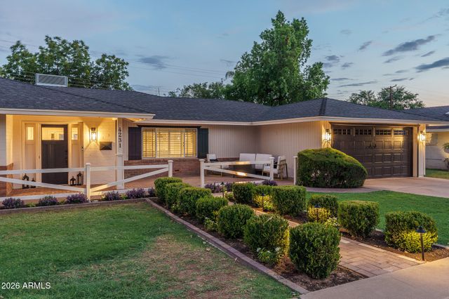 4231 E WELDON Avenue, Phoenix, AZ 85018