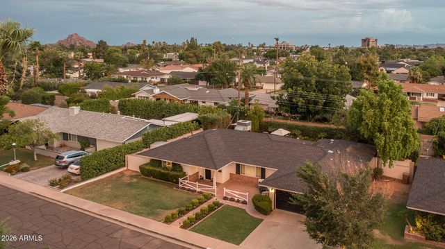 4231 E WELDON Avenue, Phoenix, AZ 85018