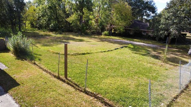 6147 Reamer Street, Houston, TX 77074