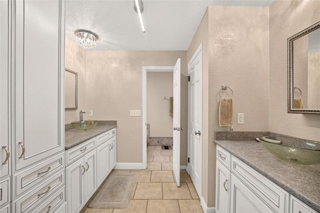 5360 NE 1ST LANE, Ocala, FL 34470